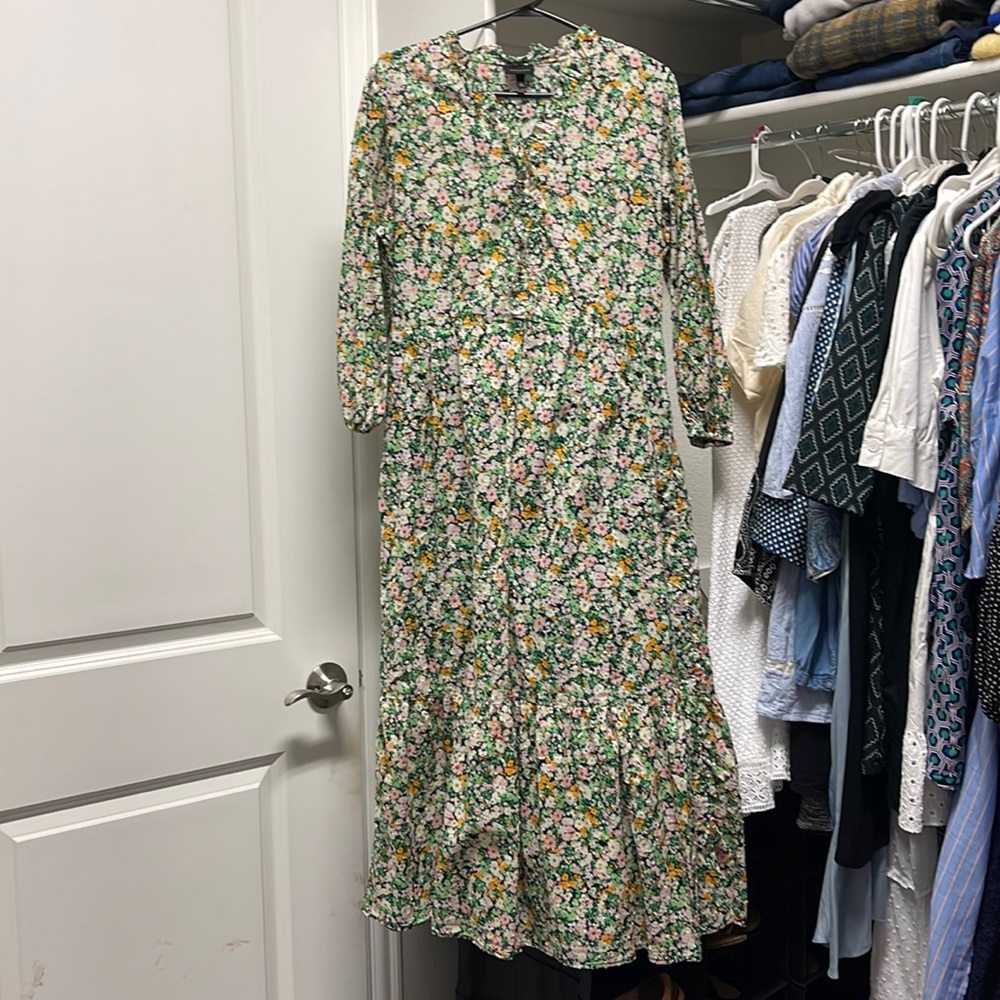 Summery midi dress.